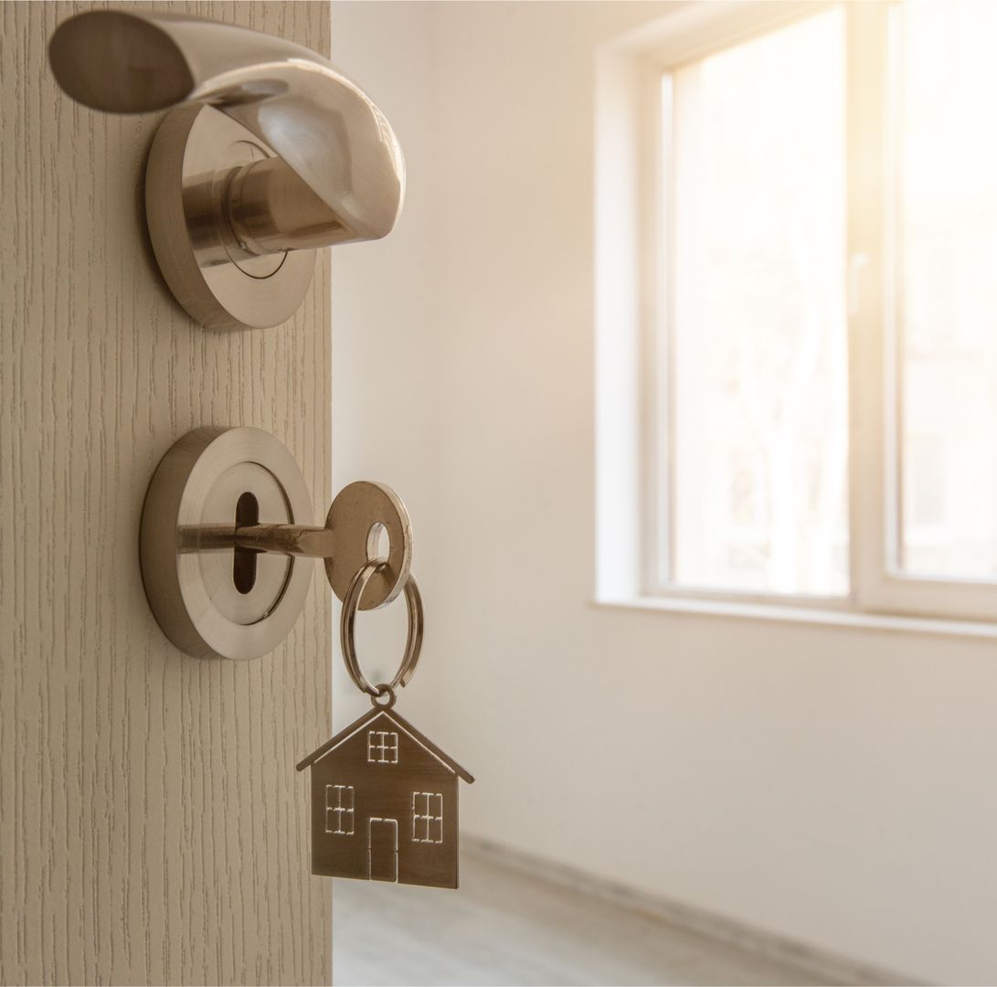 Haustürschlüssel in Tür